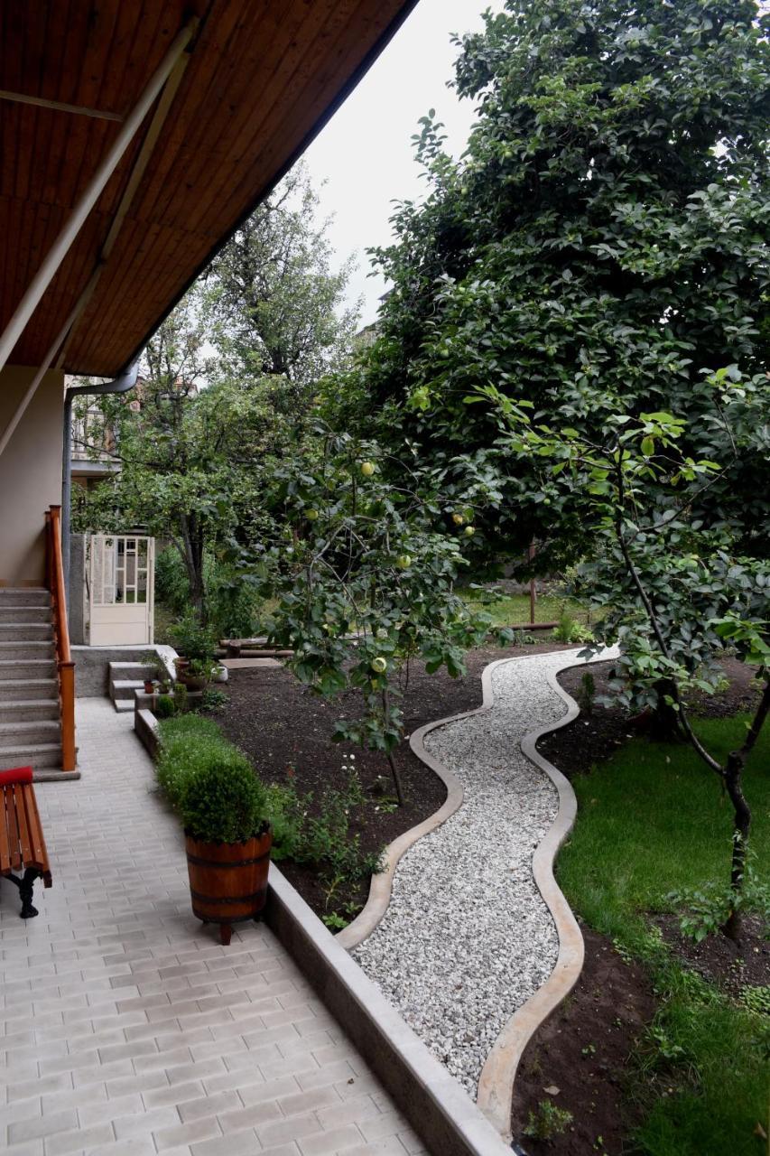 Guest House Kartuli Suli Telavi Exterior photo
